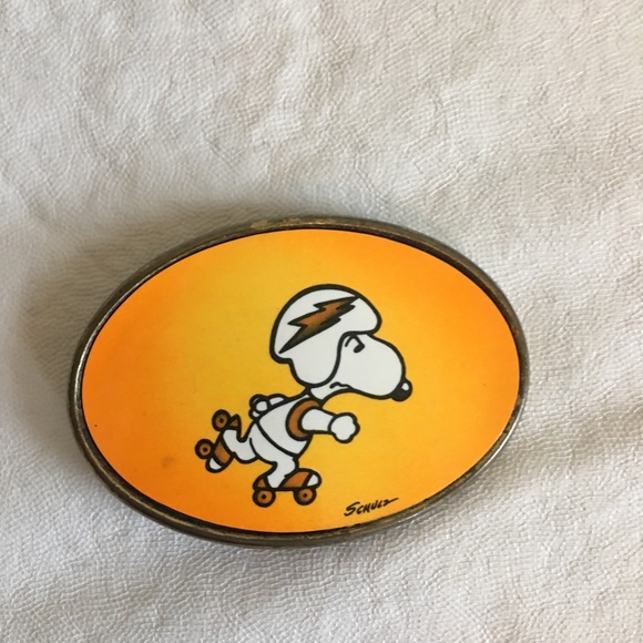 Peanuts Other - ❌ SOLD ❌ Vintage 70s Snoopy belt buckle
